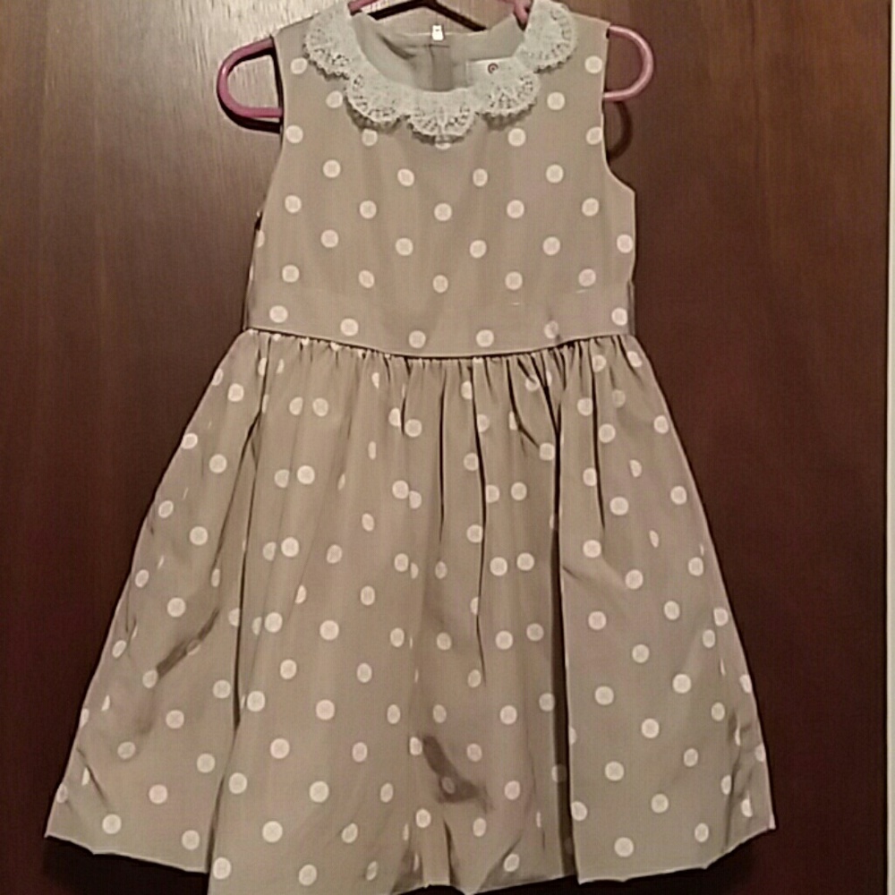 Girls dress